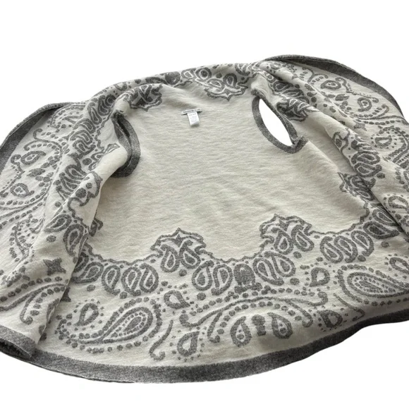 See and Be Seen OS Cream Gray Paisley, Sherpa, Drape Collar, Open Lagenlook Vest - Picture 10 of 16